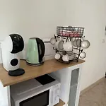 Serravalle Shop&stay -private Parking 세라발레스크리비아