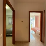 Serravalle Shop&stay -private Parking 아파트 세라발레스크리비아