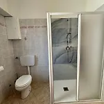 아파트 Serravalle Shop&stay -private Parking *