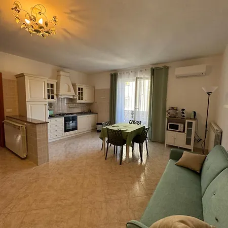 Serravalle Shop&stay