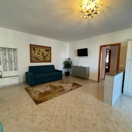 Lejlighed Serravalle Shop&stay -private Parking
